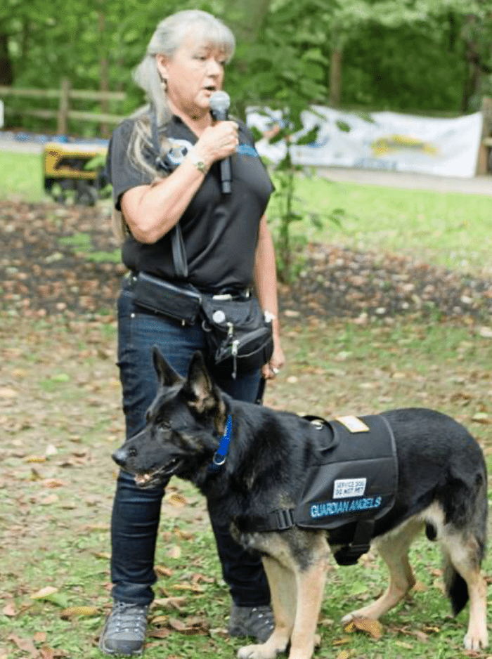 are police dogs service dogs
